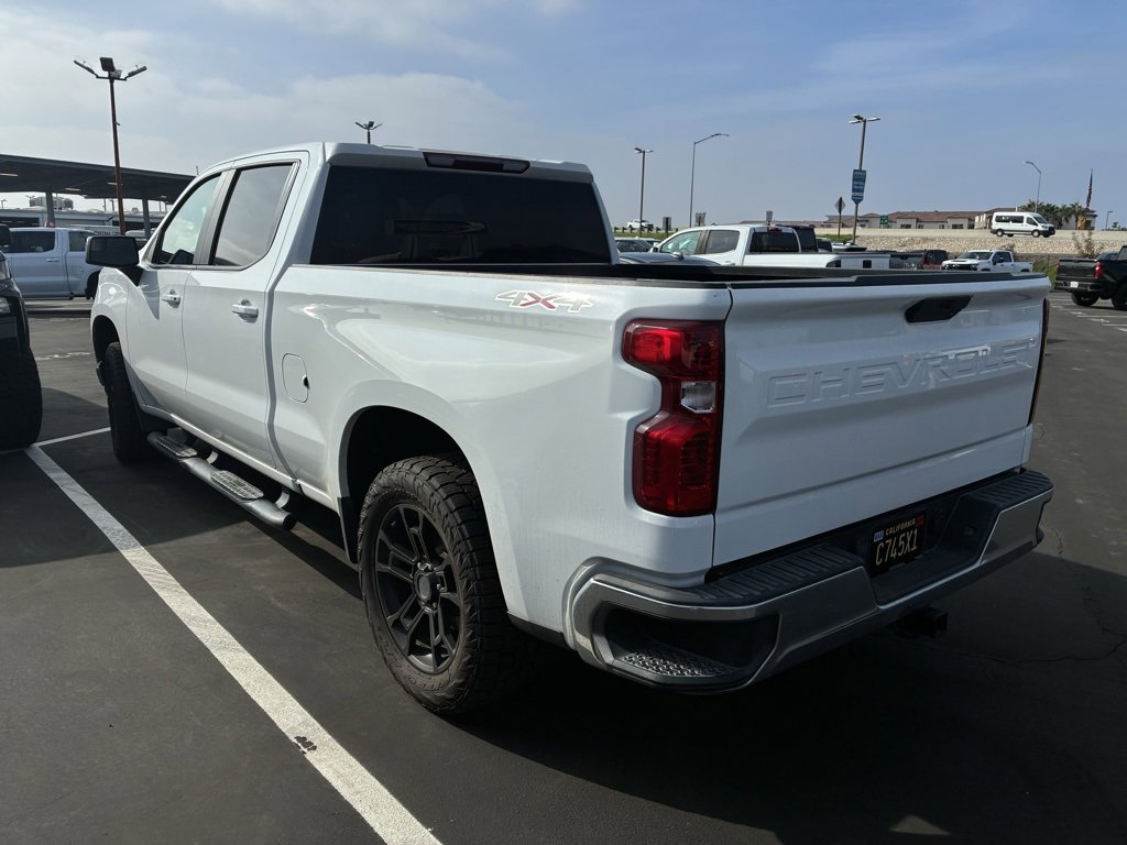 2020 Chevrolet Silverado 1500 LT photo 3