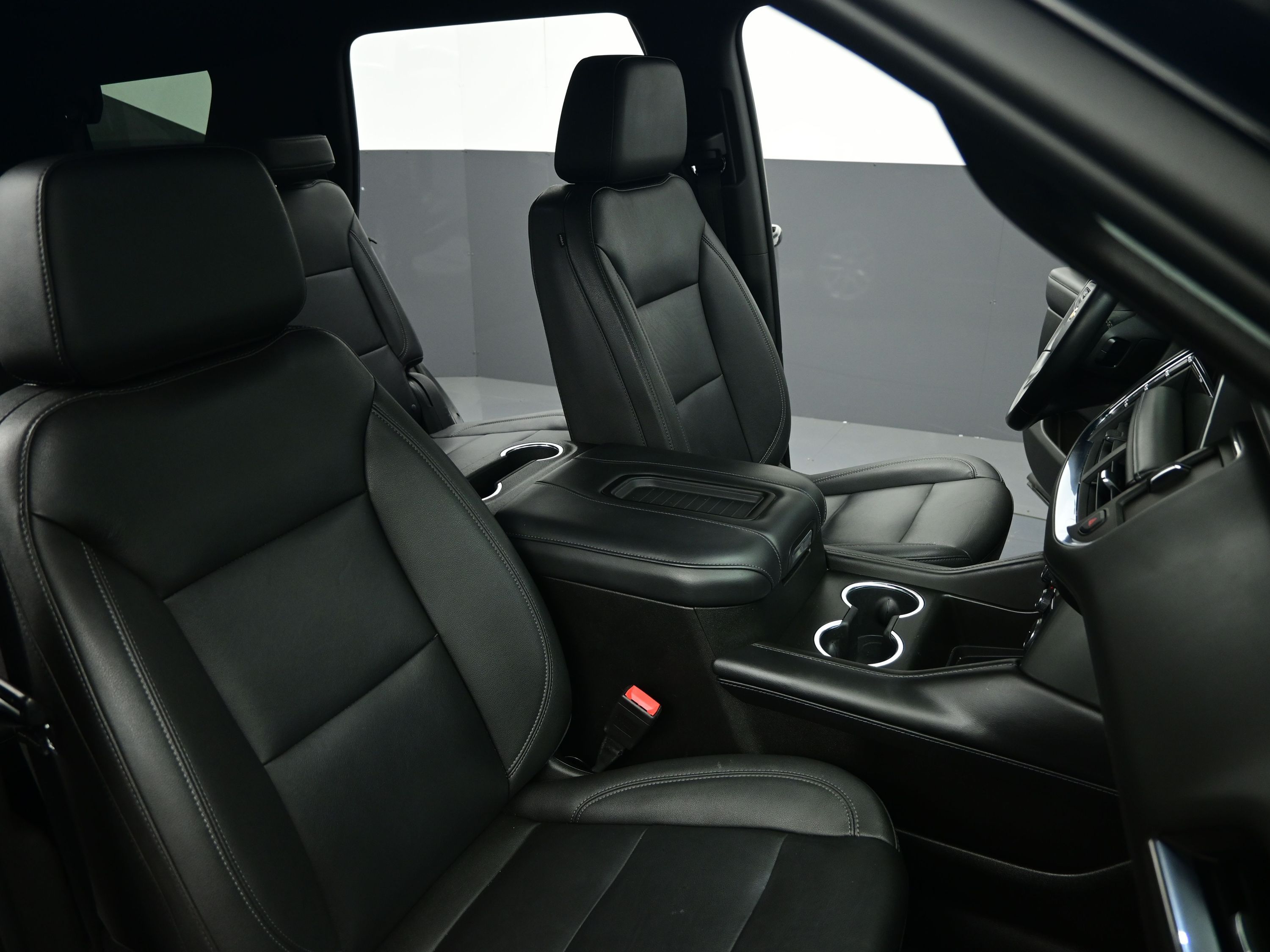 2023 Chevrolet Tahoe LT photo 5