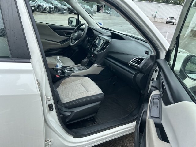 2020 Subaru Forester Base photo 16