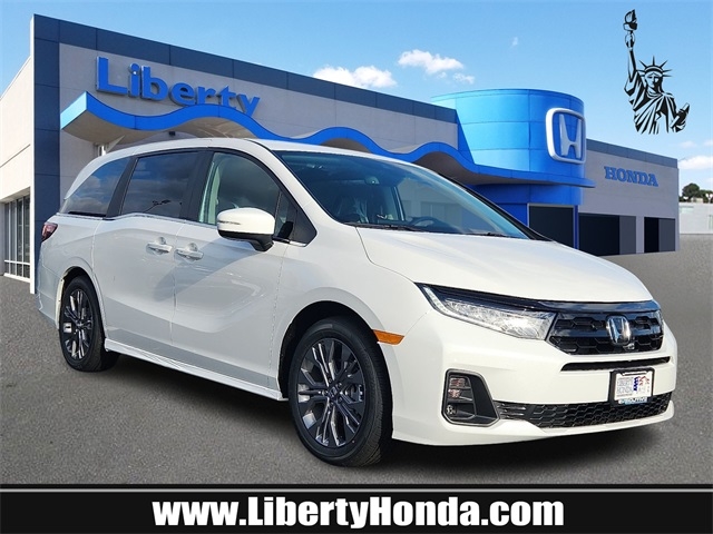 2026 Honda Odyssey Touring's photo