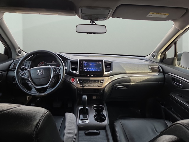 2017 Honda Pilot EX-L photo 2