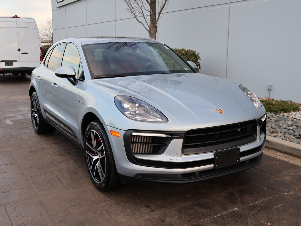 2022 Porsche Macan S