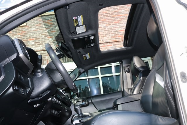 2020 Toyota Tacoma Limited photo 15