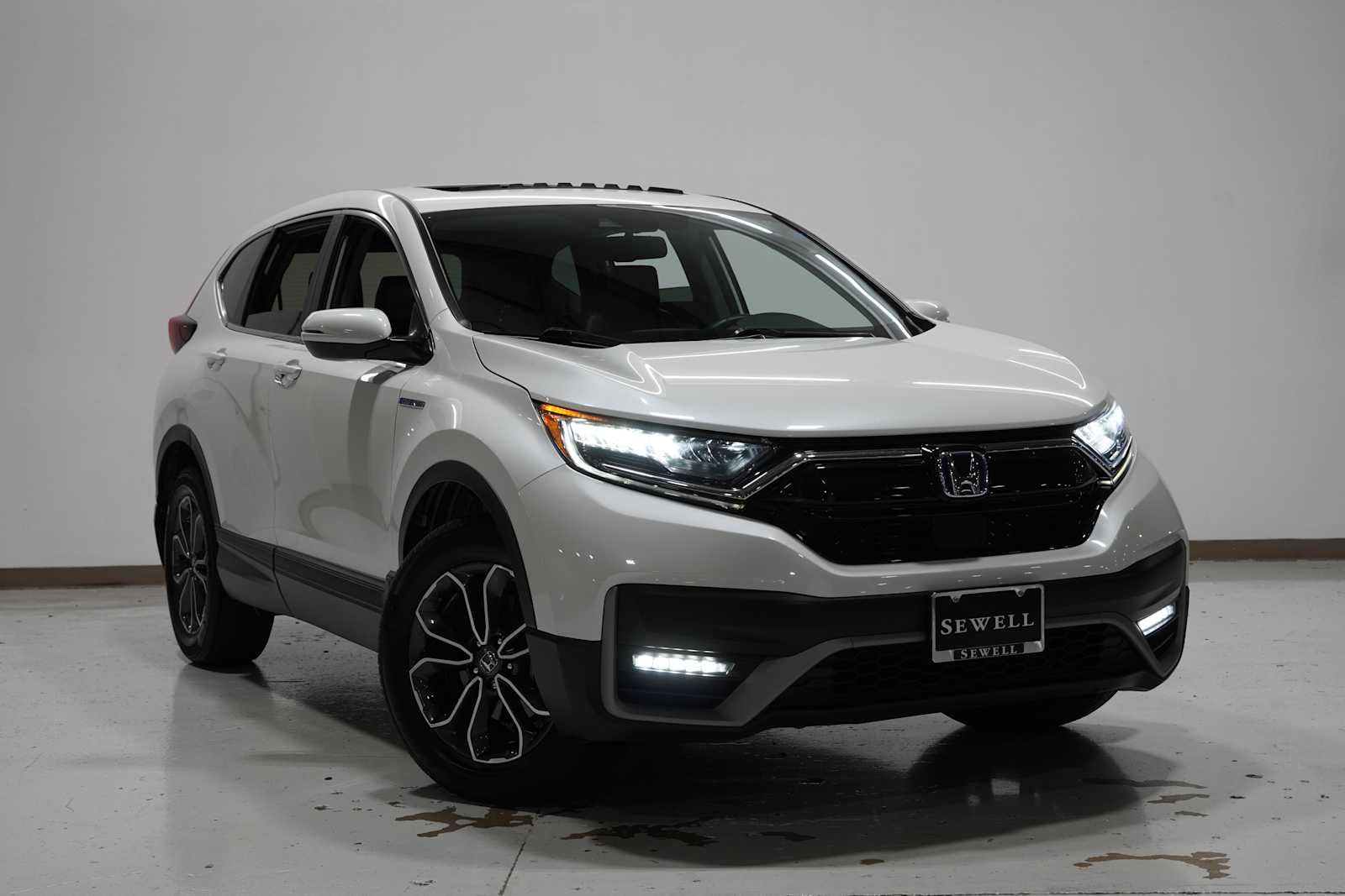 2020 Honda CR-V Hybrid EX-L photo 2