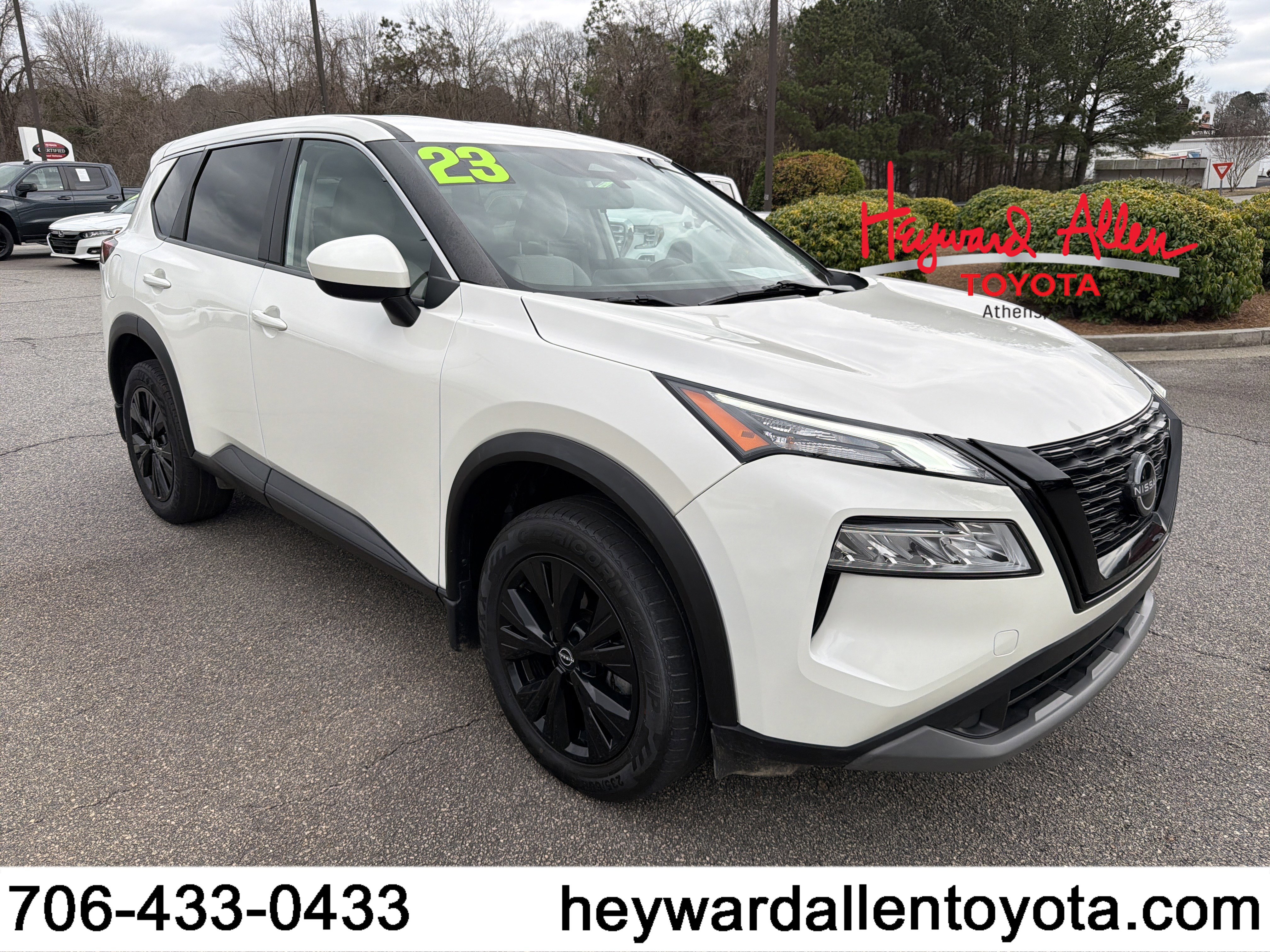 2023 Nissan Rogue SV