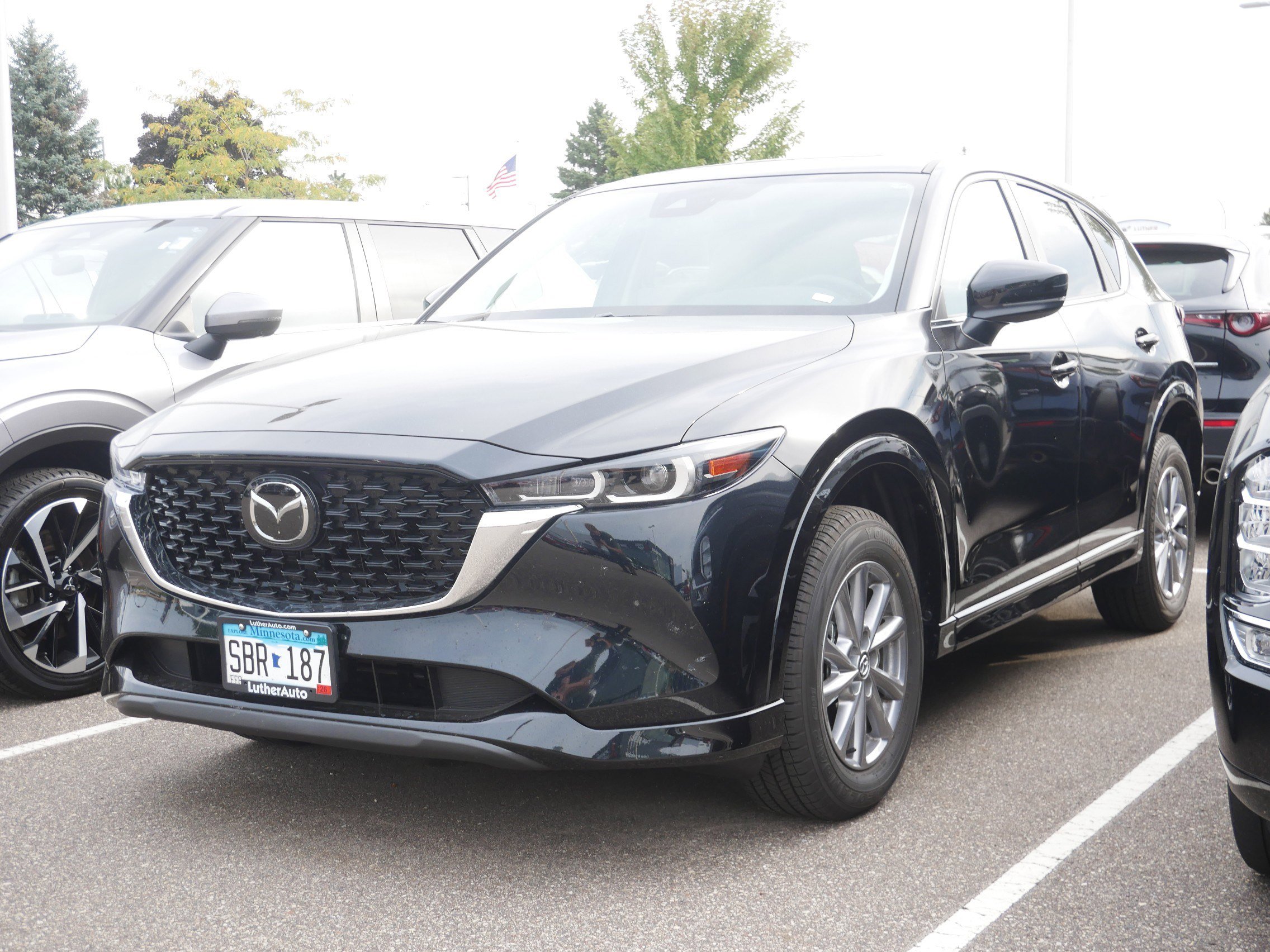 2025 Mazda CX-5 2.5 S Preferred photo 3