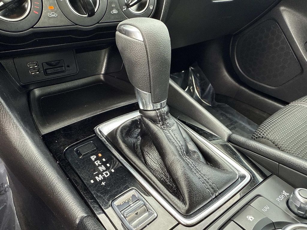 2018 Mazda Mazda3 Sport photo 27