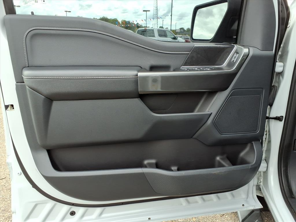 2022 Ford F-150 XLT photo 4