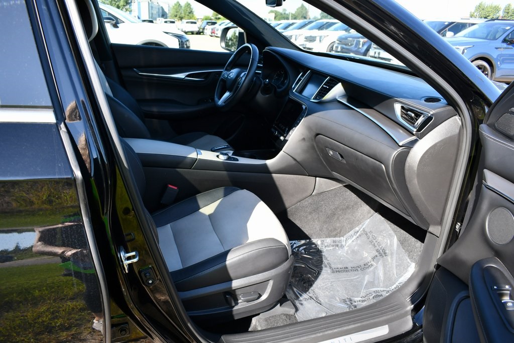 2024 Infiniti QX55 Luxe photo 18