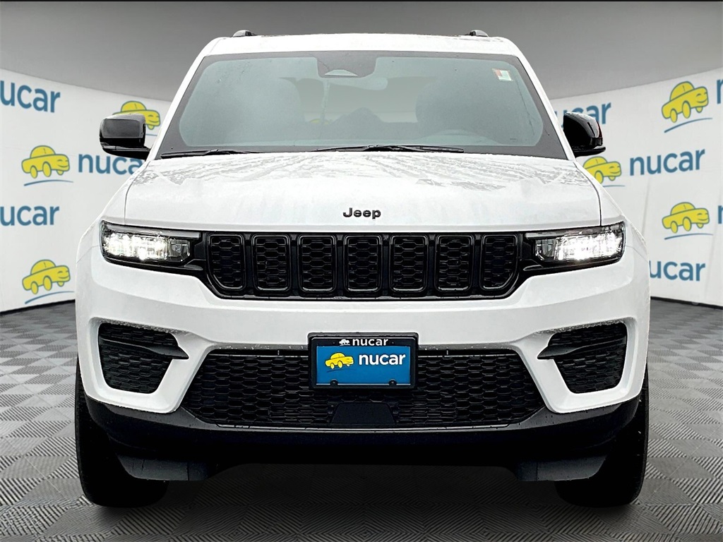 2025 Jeep Grand Cherokee Altitude X photo 2