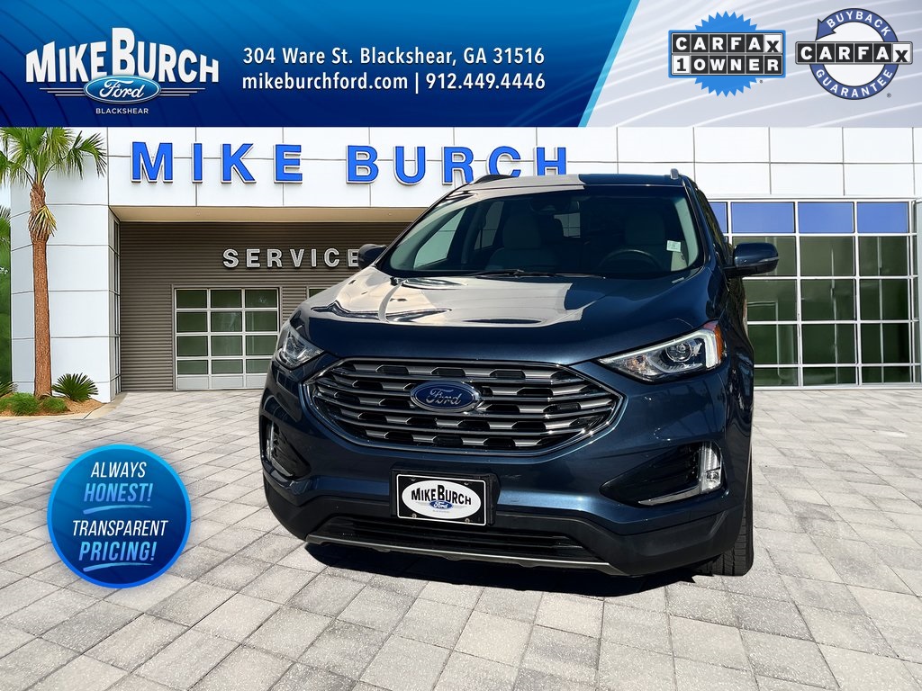 2019 Ford Edge Titanium's photo