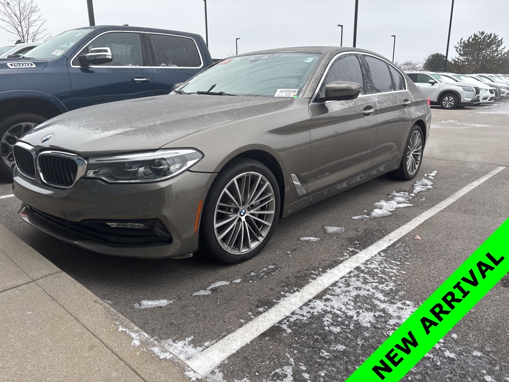 2017 BMW 5 Series 540i's photo