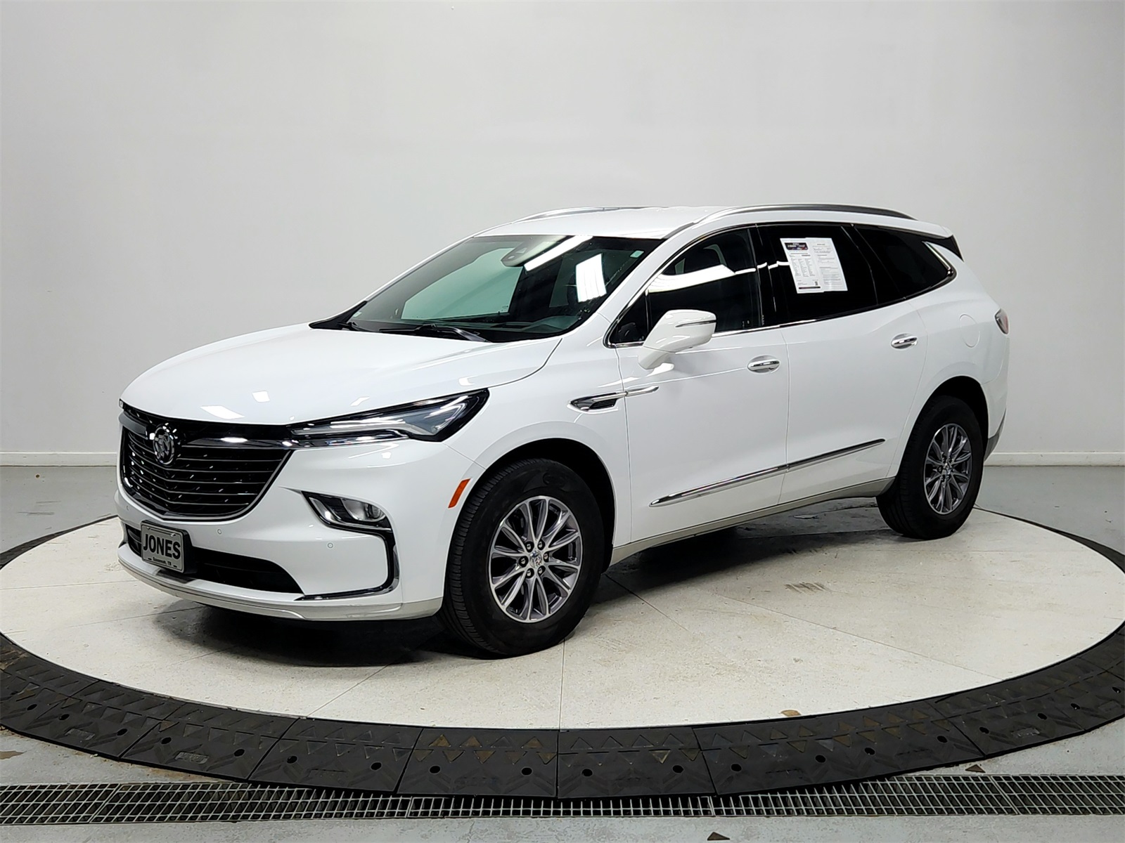 2024 Buick Enclave Premium photo 2
