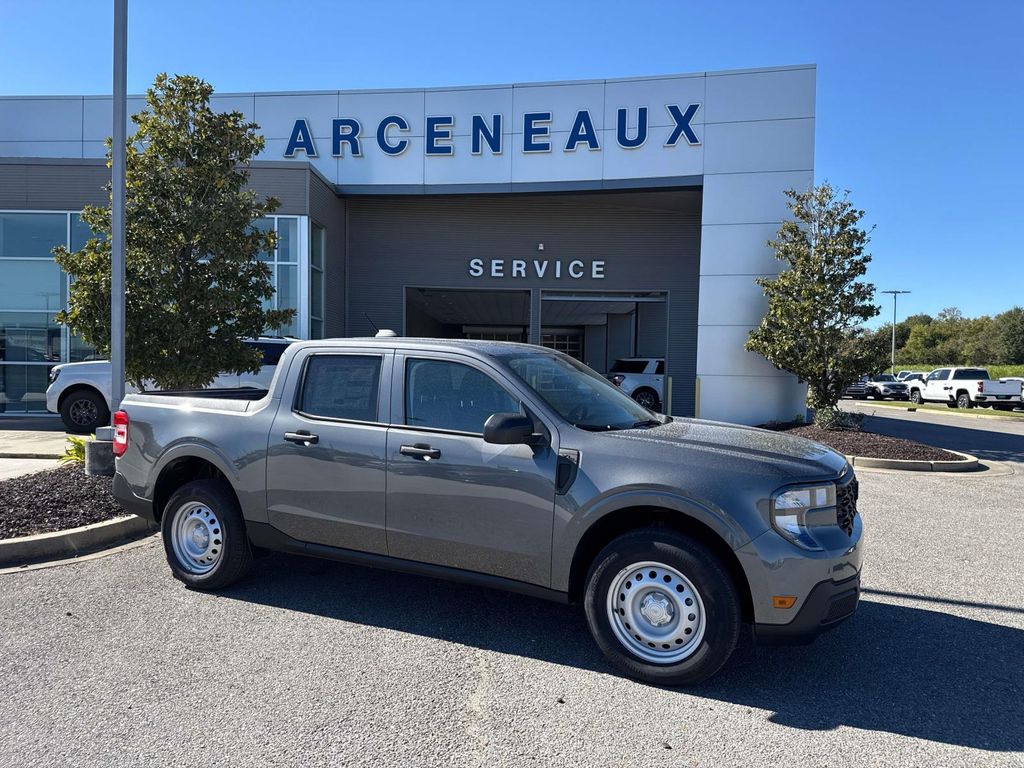 2025 Ford Maverick XL's photo