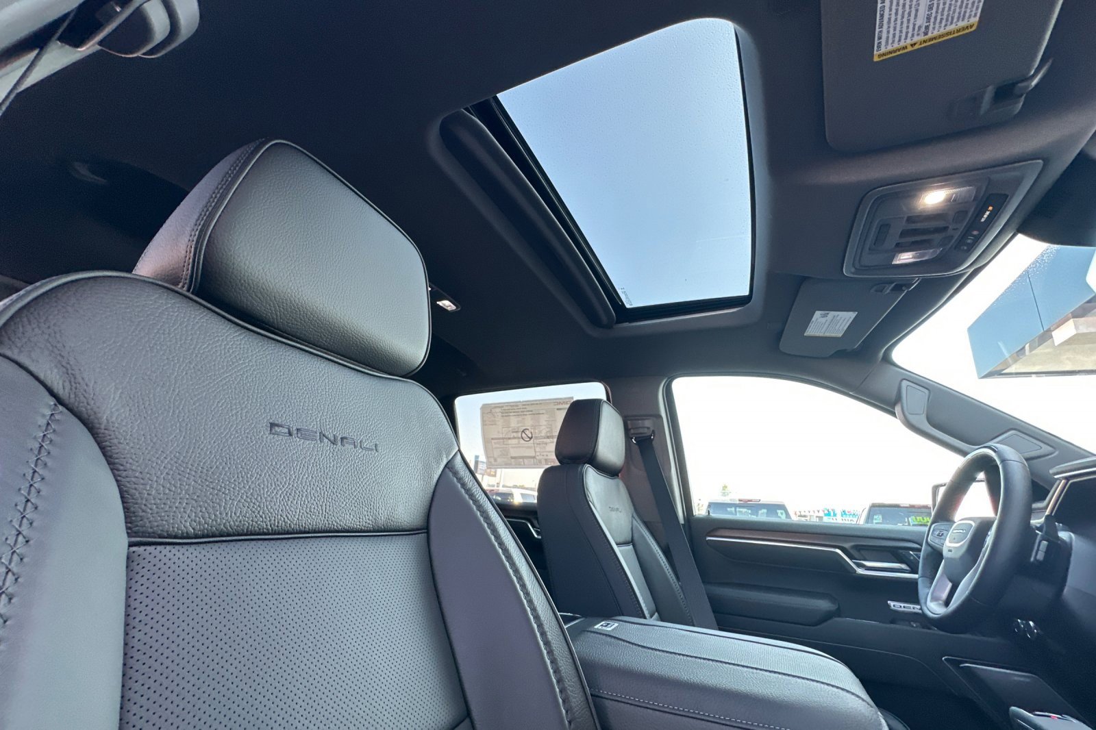 2026 Gmc Sierra 1500 Denali photo 2