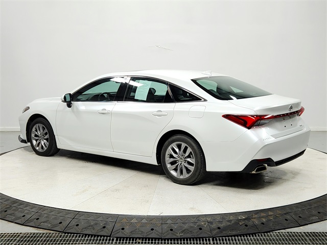 2022 Toyota Avalon XLE photo 3