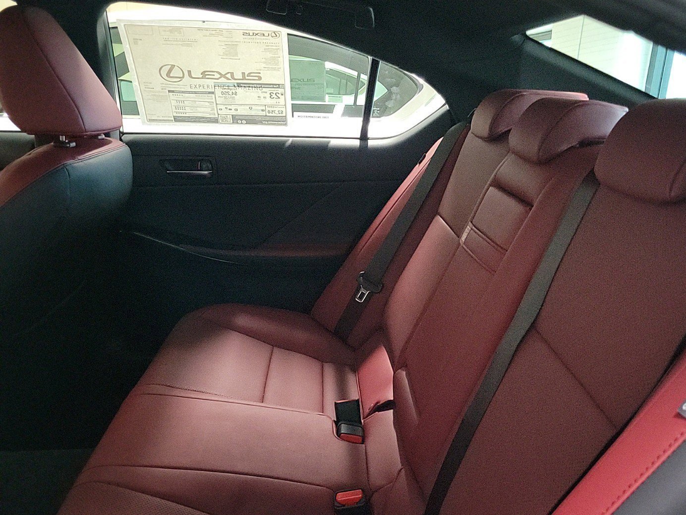2025 Lexus IS 350 F SPORT photo 9