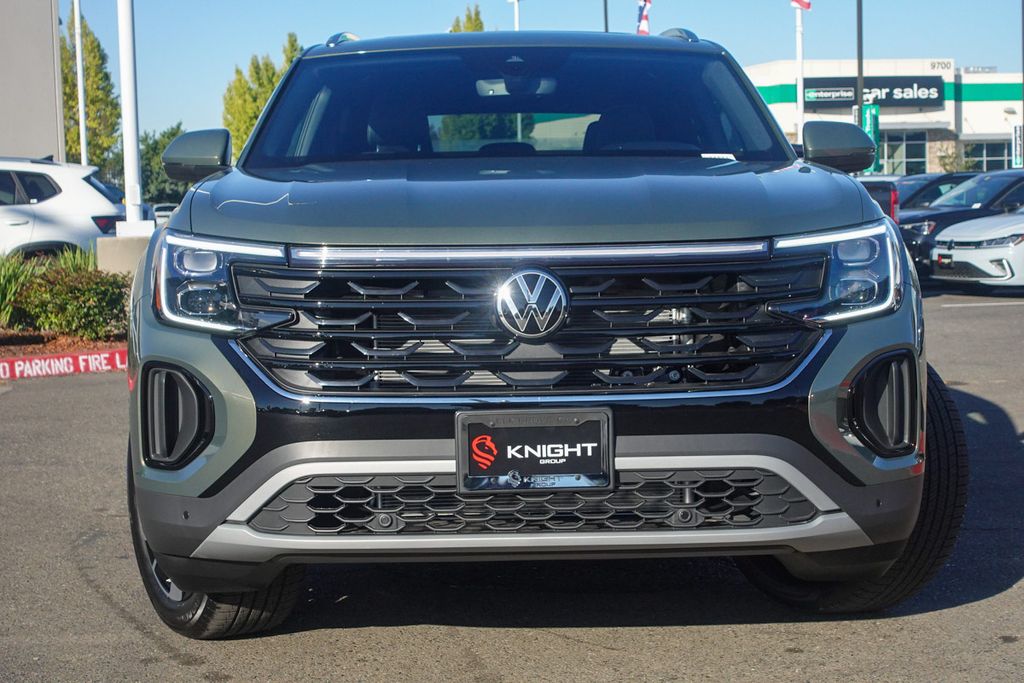 2026 Volkswagen Atlas Cross Sport SE Technology photo 4