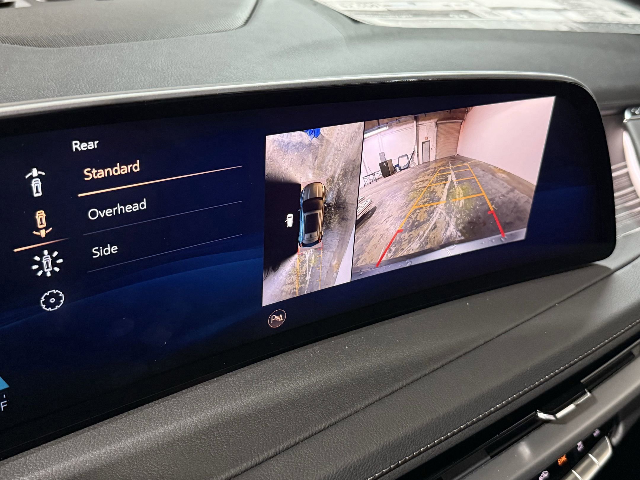 2025 Cadillac XT4 Premium Luxury photo 25
