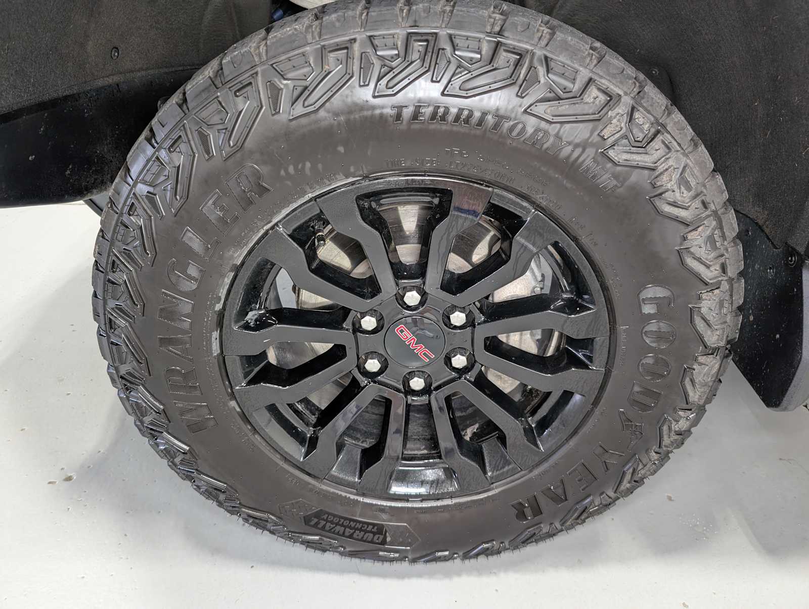 2023 Gmc Sierra 1500 AT4X photo 3
