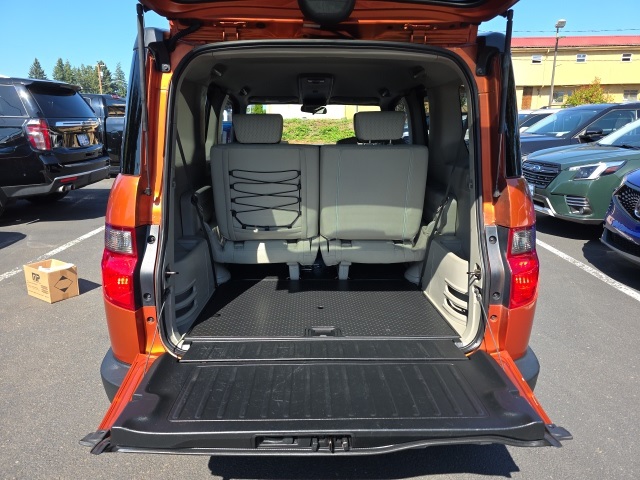 2010 Honda Element EX photo 21
