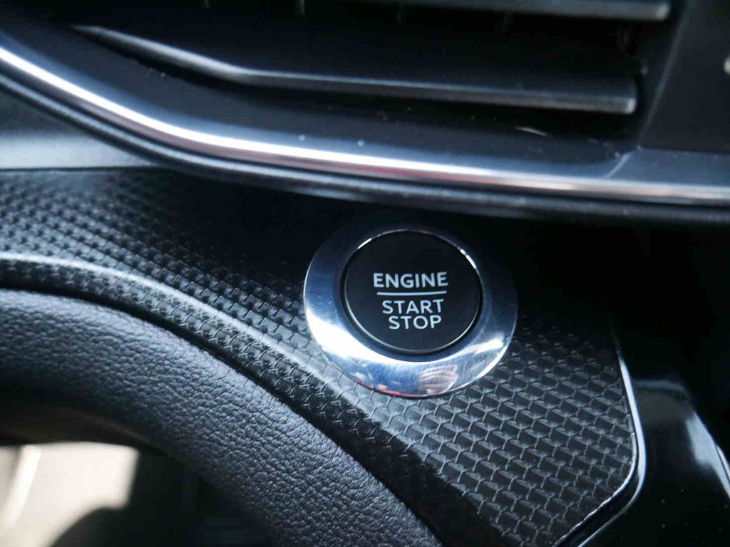 2022 Ford Explorer ST photo 30