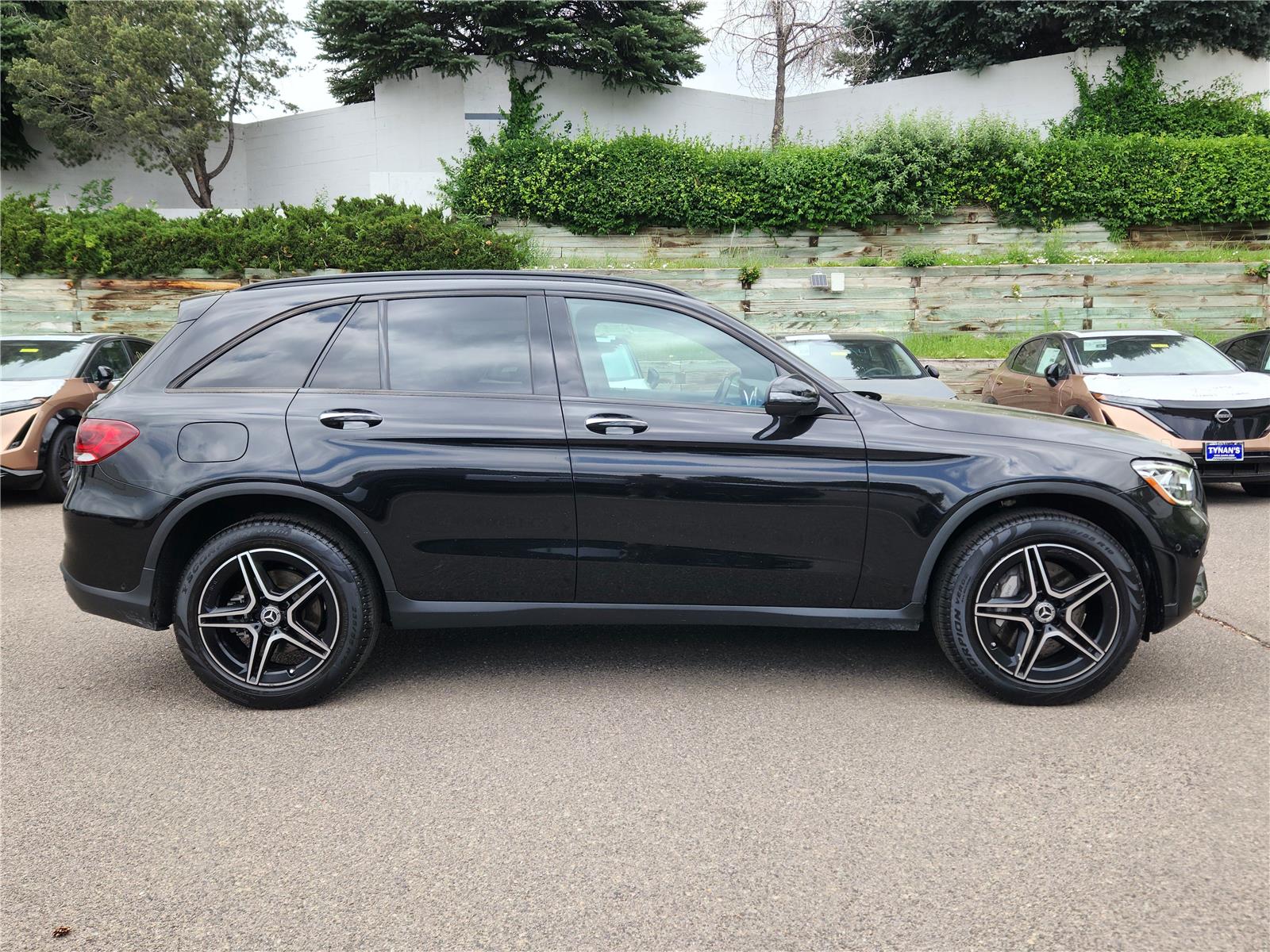 2022 Mercedes Benz GLC 300 4MATIC photo 2