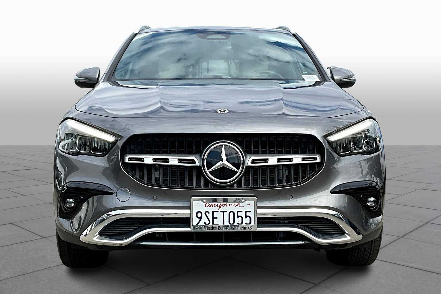 2025 Mercedes Benz GLA 250 photo 3