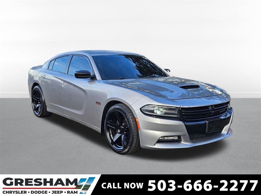 2017 Dodge Charger R/T's photo