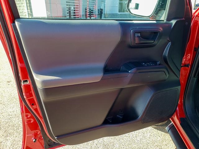 2020 Toyota Tacoma SR Access Cab photo 9