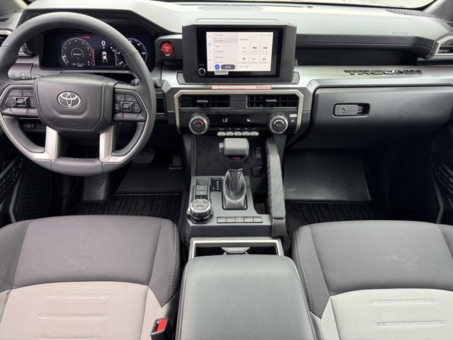 2025 Toyota Tacoma TRD 4x4 photo 16