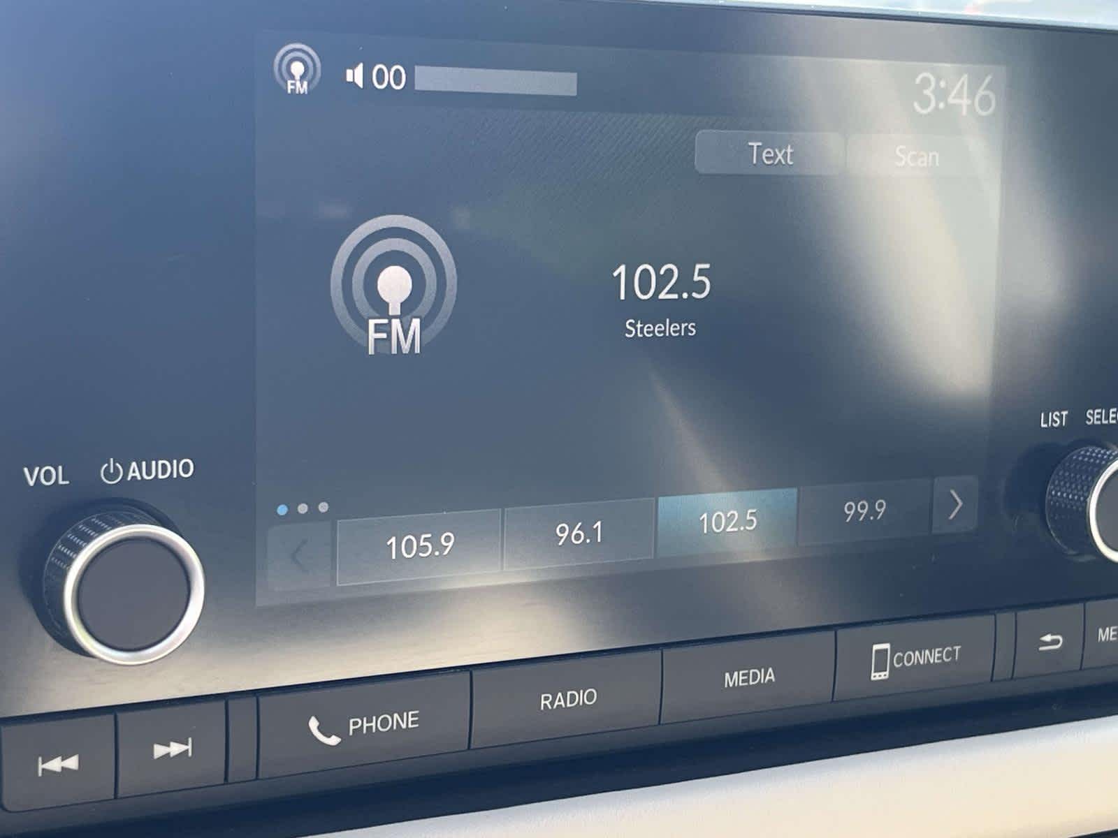 2023 Honda HR-V LX photo 17