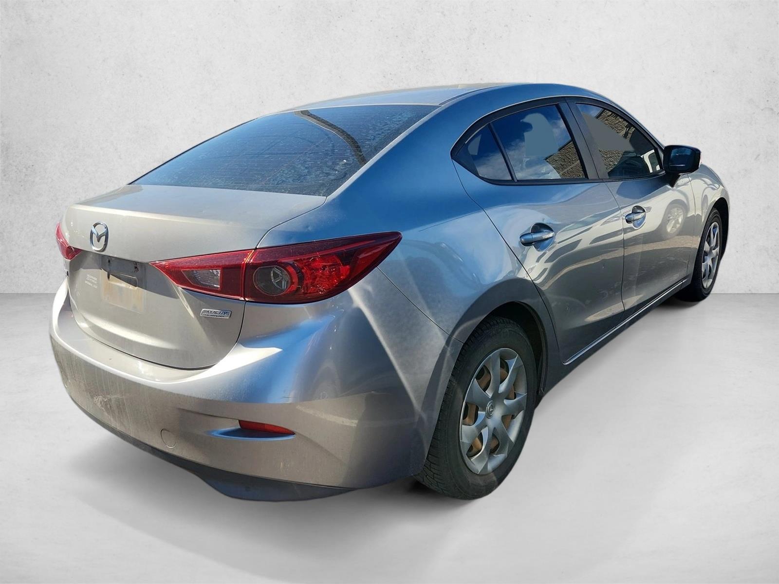 2015 Mazda Mazda3 i Sport photo 4