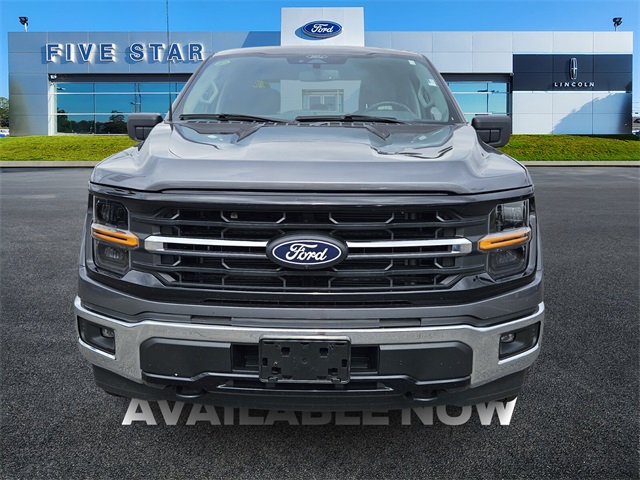 2024 Ford F-150 XLT photo 2