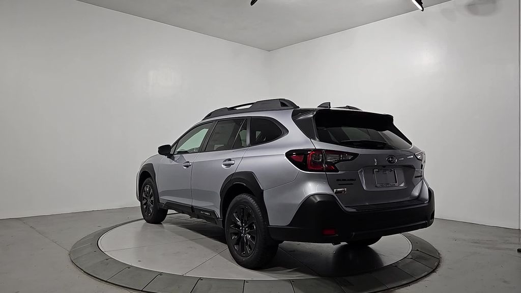 2025 Subaru Outback Onyx Edition photo 3