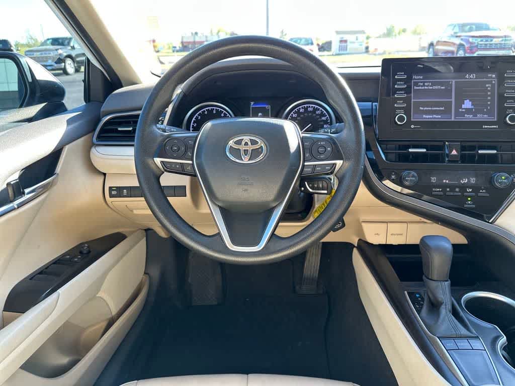 2023 Toyota Camry LE photo 13