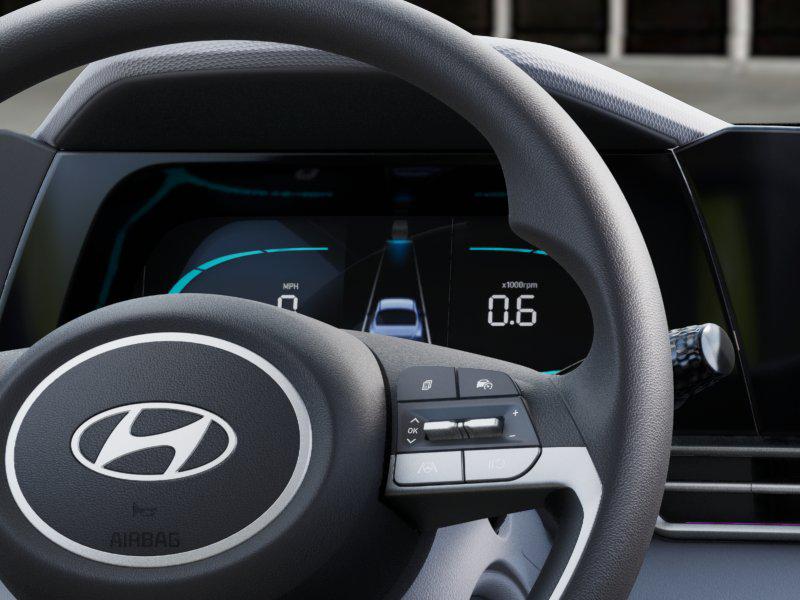 2025 Hyundai Elantra SE photo 14