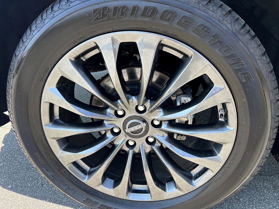 2024 Nissan Armada Platinum photo 11