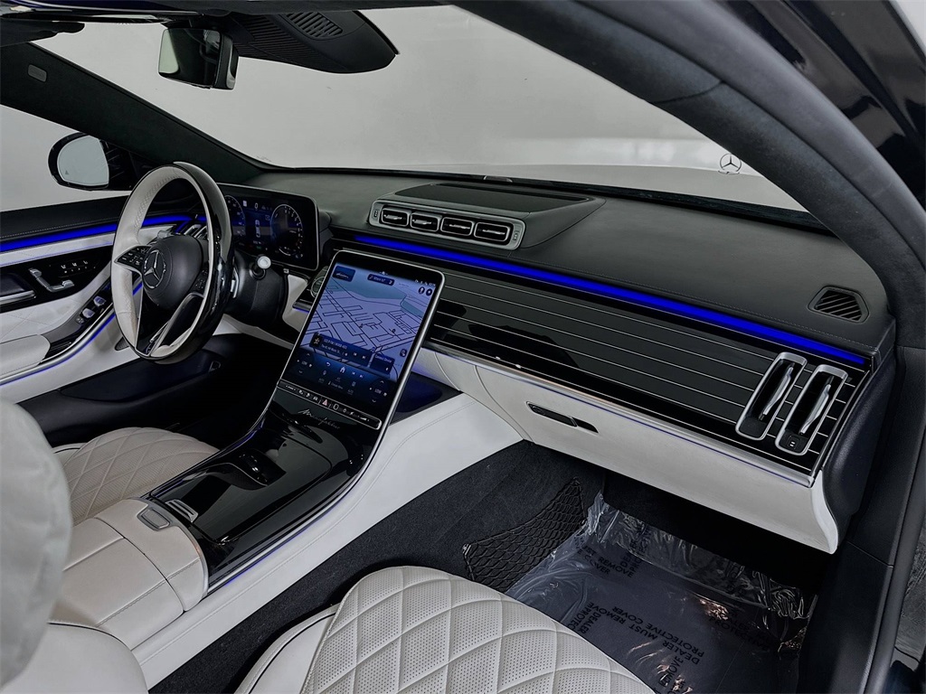 2024 Mercedes Benz S 580e 4MATIC photo 28