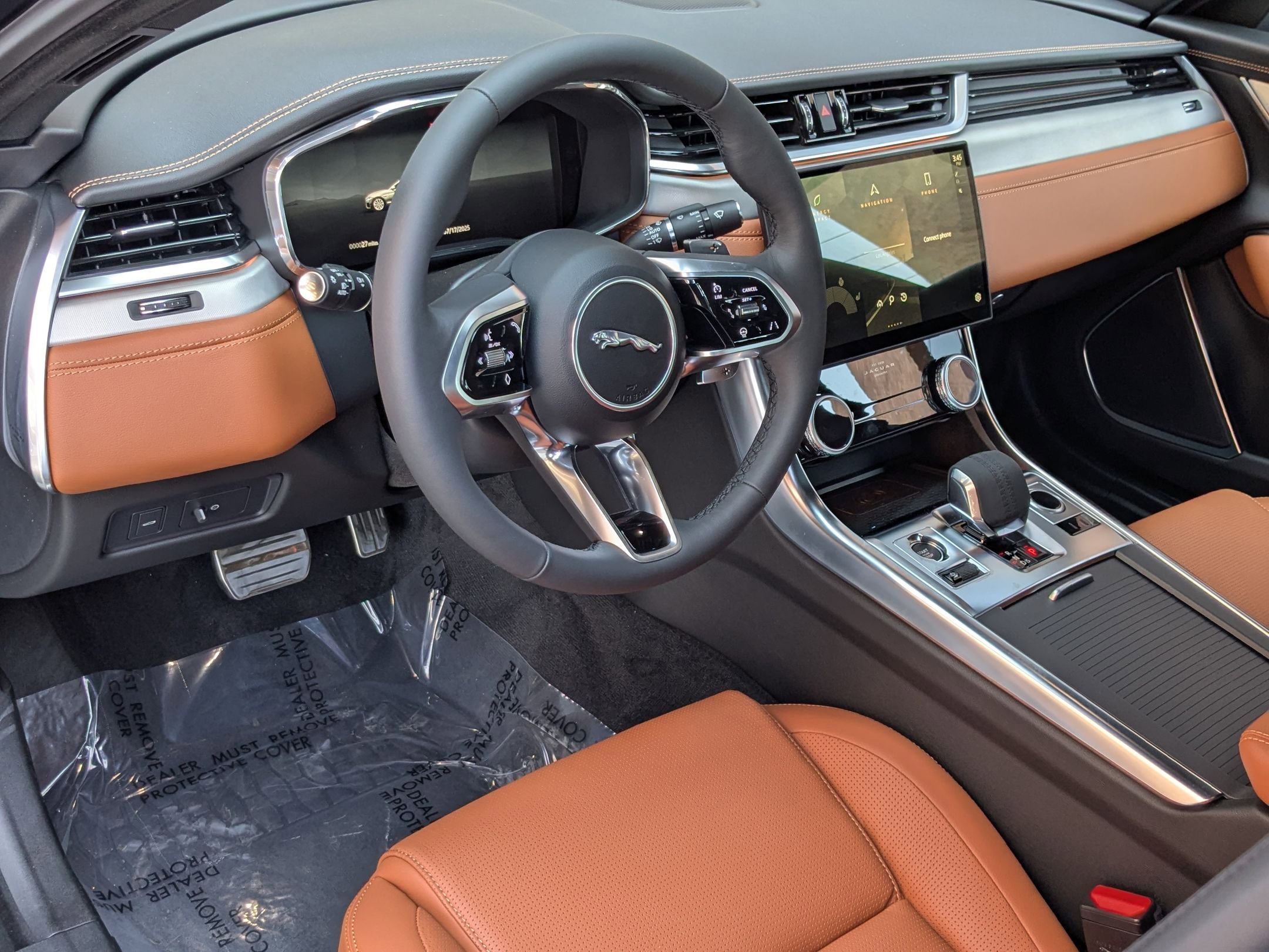 2024 Jaguar XF P300 R-Dynamic SE photo 3