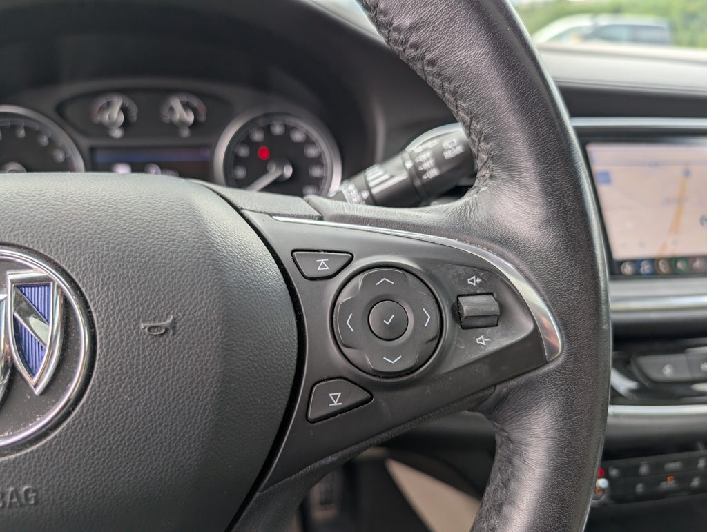2021 Buick Enclave Essence photo 13