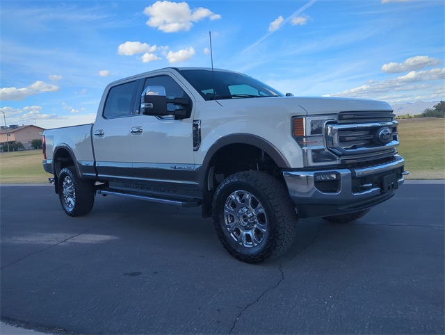 2022 Ford F-350 Super Duty King Ranch's photo