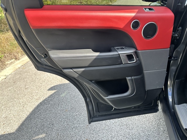 2019 Land Rover Range Rover Sport HST photo 15