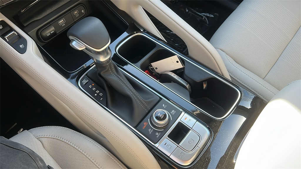 2025 Kia Telluride EX photo 22