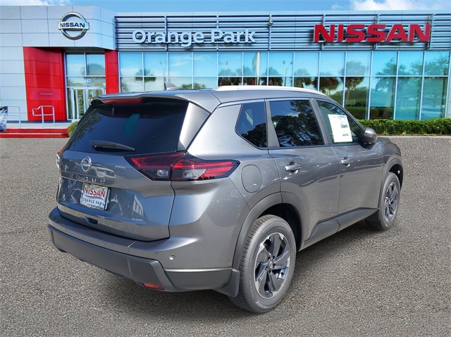 2026 Nissan Rogue SV photo 2