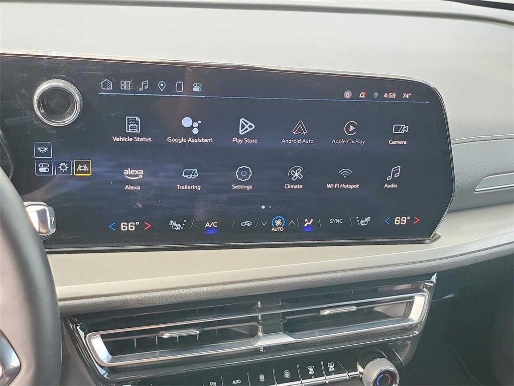 2025 Chevrolet Traverse photo 24
