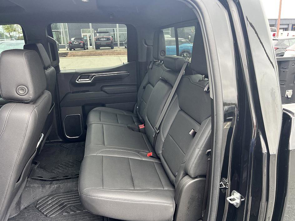2024 Chevrolet Silverado 1500 LTZ photo 15