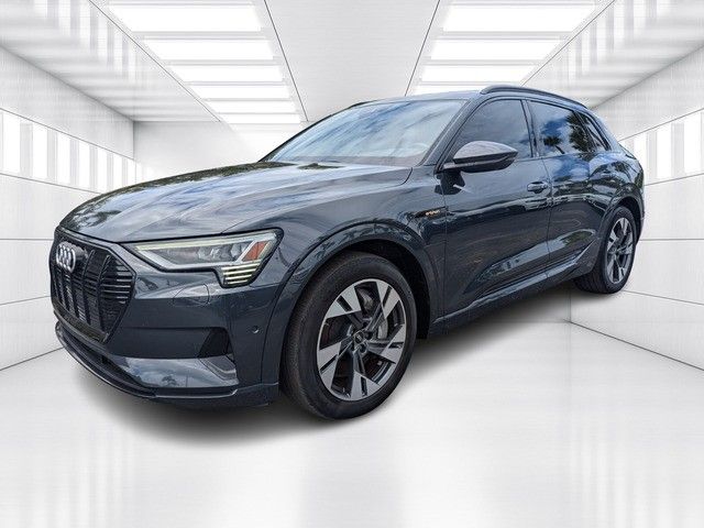 2022 Audi e-tron