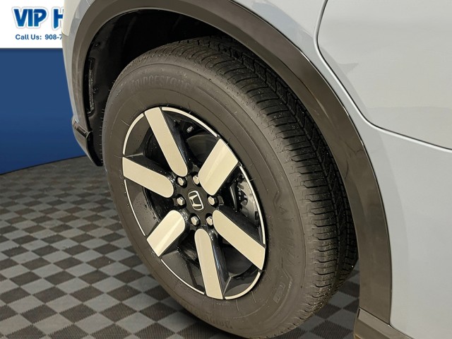 2025 Honda Prologue Touring photo 11