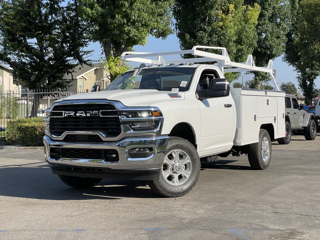 2025 RAM Ram 3500 Chassis Cab Tradesman's photo